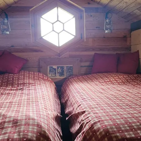 Роскошный шатер Nuit Insolite, Repas Autour Du Feu Piscine Sauna Jaccuzi Azerailles