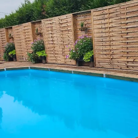 Nuit Insolite, Repas Autour Du Feu Piscine Sauna Jaccuzi