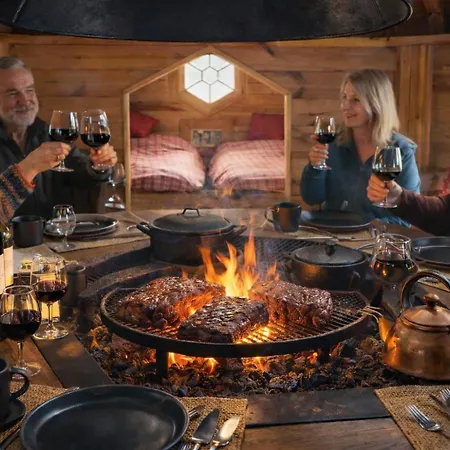 Роскошный шатер Nuit Insolite, Repas Autour Du Feu Piscine Sauna Jaccuzi *