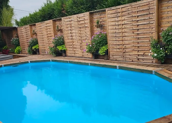 Nuit Insolite, Repas Autour Du Feu Piscine Sauna Jaccuzi